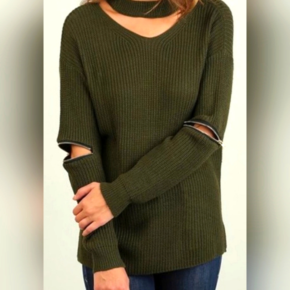 Women's Choker Knit Sweater Medium